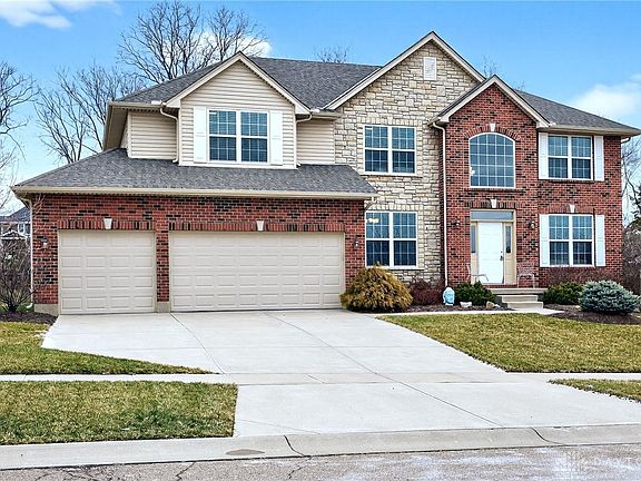 3rd image of 404 Belleclaire Hl