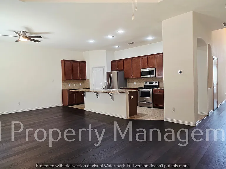 3676 Vienna St — Photo 7