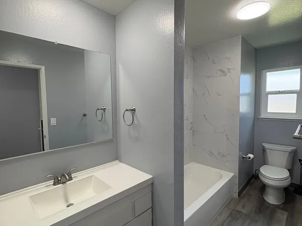 425 Plum St., 425 Plum St APT B, Capitola, CA 95010