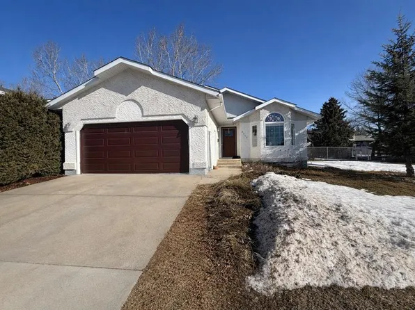 9306 S 62nd Ave, Grande Prairie, AB T8W 2E6