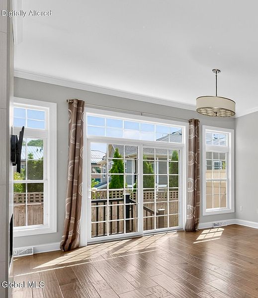 3rd image of 86 Cambridge Way