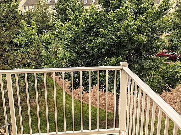 5th image of 13624 Venturi Ln