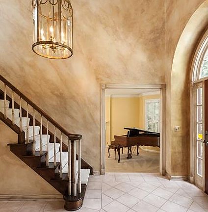2nd image of 2401 Saint Croix Cir