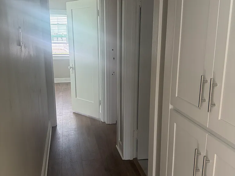 1817 E 3rd St #1819 — Photo 18