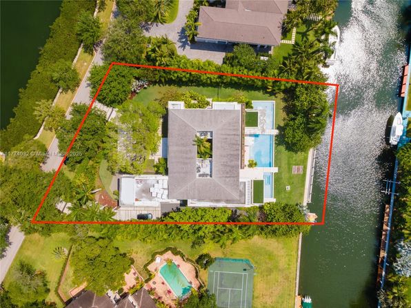 540 Leucadendra Dr, Coral Gables, FL 33156