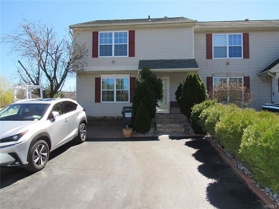 1st image of 52 Marian Ct