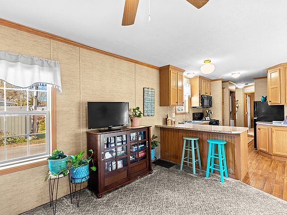5th image of 8 Swifts Beach Rd Unit 33