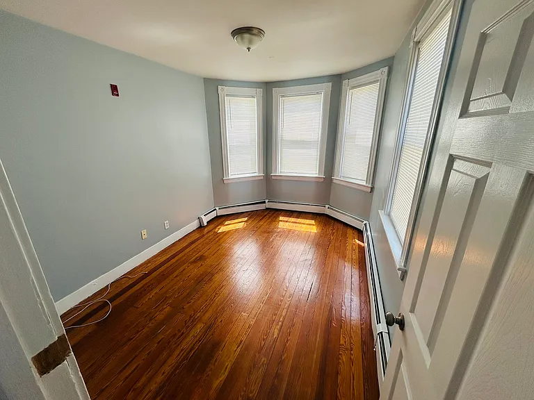 11 Spruce St #2A — Photo 8