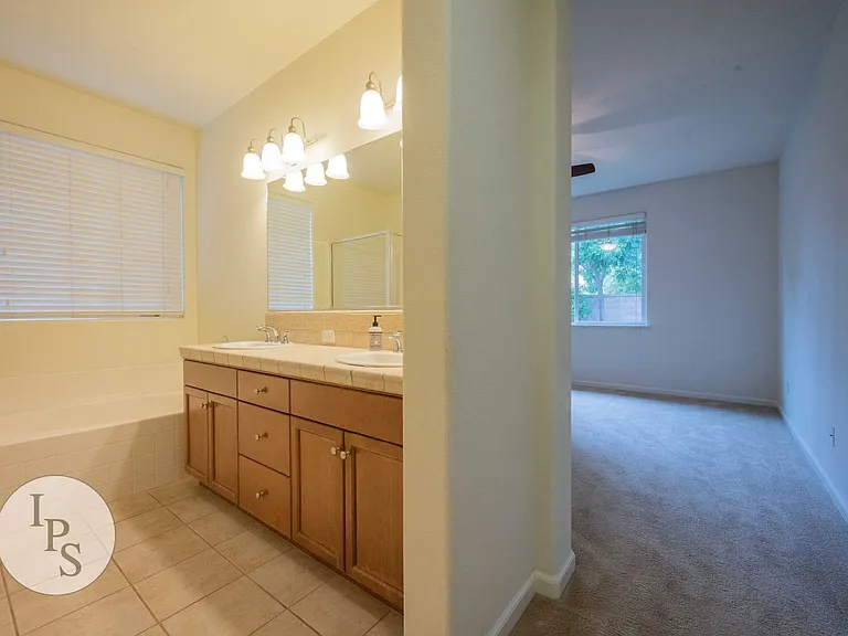 1668 N McPherson Ln — Photo 22