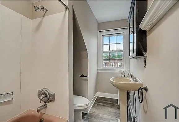 36 York Ct — Photo 8