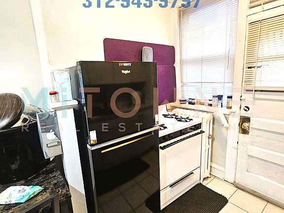 5th image of 1501 W Birchwood Ave #3