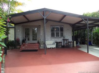 2740 SW 53rd St, Fort Lauderdale, FL 33312