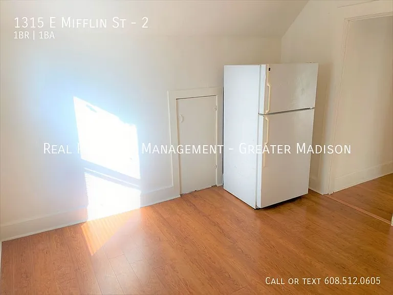 1315 E Mifflin St #2 — Photo 6
