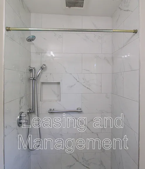 305 Millcreek Dr — Photo 14