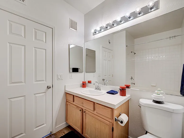 10125 Cedar Key Ave #201 — Photo 7