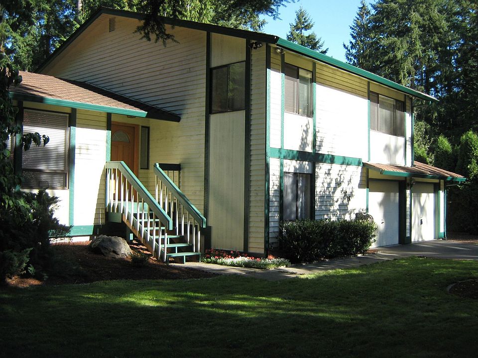 2nd image of 18423 SE 286th St