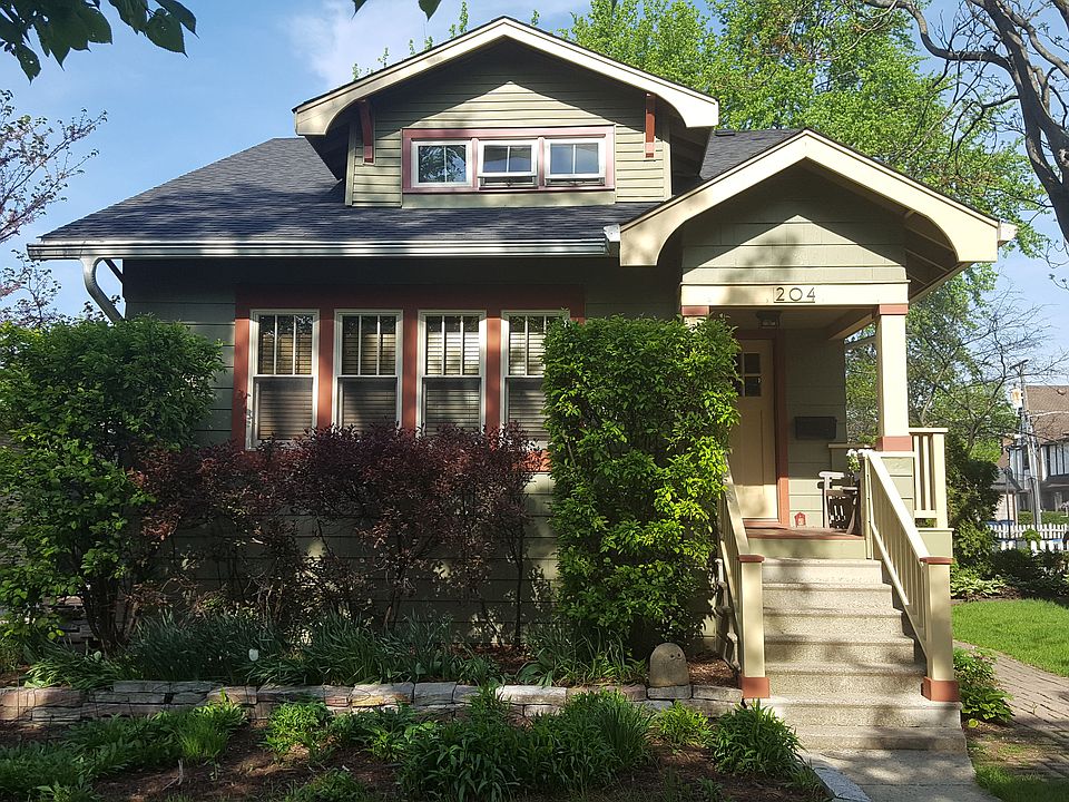 1st image of 204 N Evergreen Ave