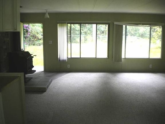 Living room w/stove