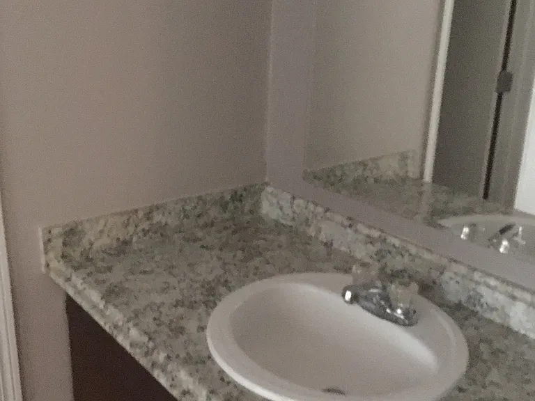 Stoney Creek Apartments — Photo 74
