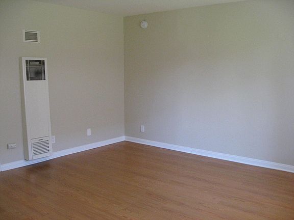 4th image of 1516 Purdue Ave #Auyd5rgpv
