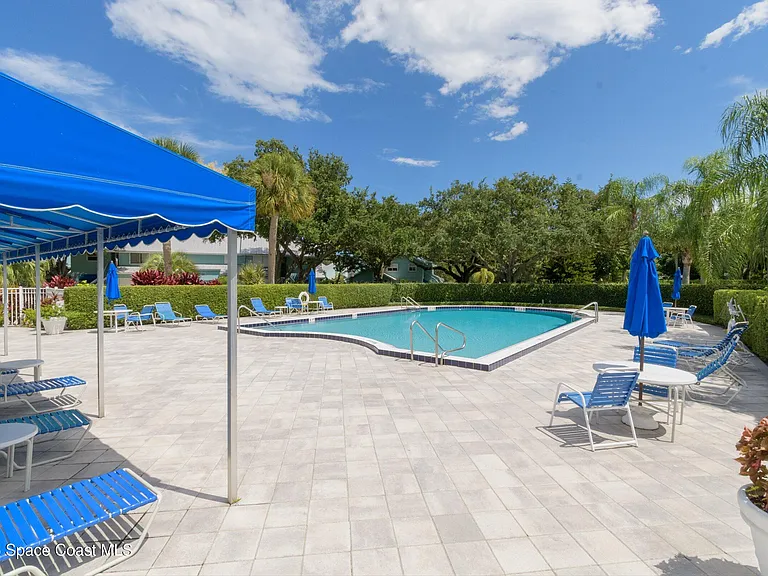 6124 River Run Dr #B — Photo 31
