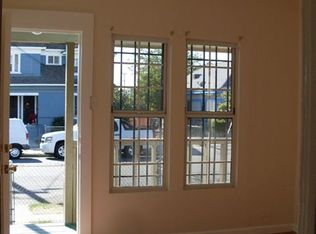 141 E 36th Pl, Los Angeles, CA 90011