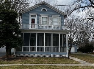 121 N Jackson St, Crown Point, IN 46307