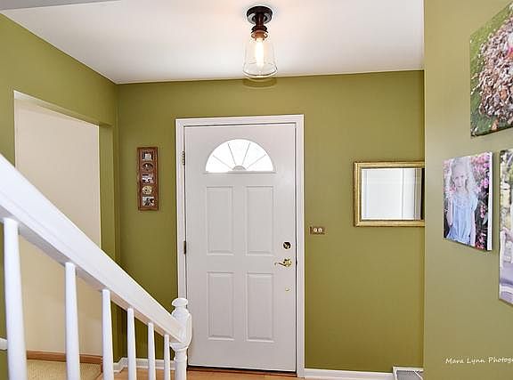 3rd image of 109 Dartmouth Ct