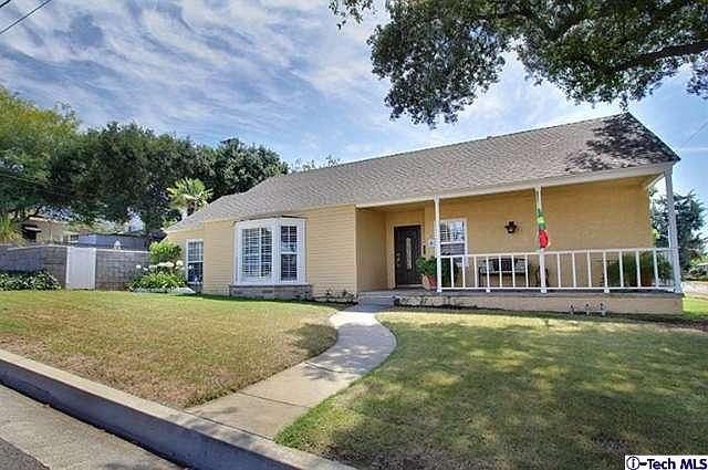 1st image of 2788 Fair Oaks Ave
