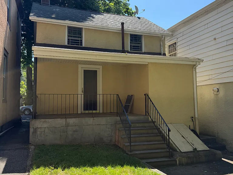 9 N Dearman St — Photo 2