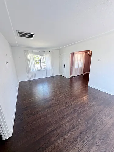 1404 E Olive Ave Photo 1