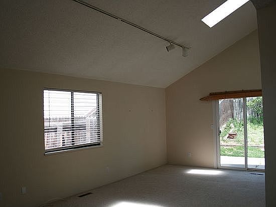 2nd image of 1200 Meadow St