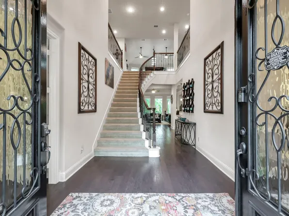 2111 Barton Woods Blvd, Conroe, TX 77301