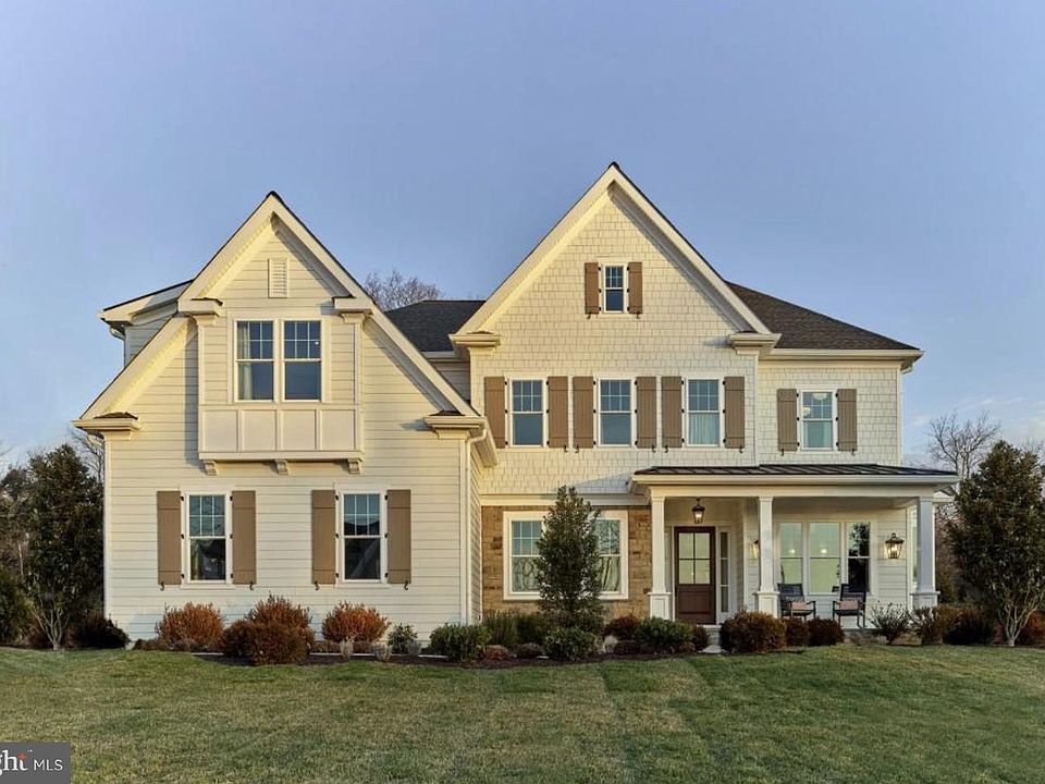 1st image of 103 Palmetto