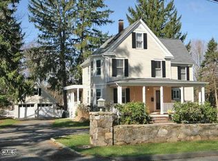 19 New St, Ridgefield, CT 06877