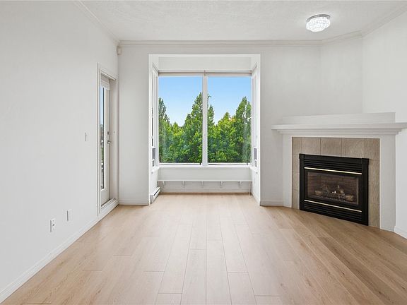 3rd image of 380 Waterfront Cres #409