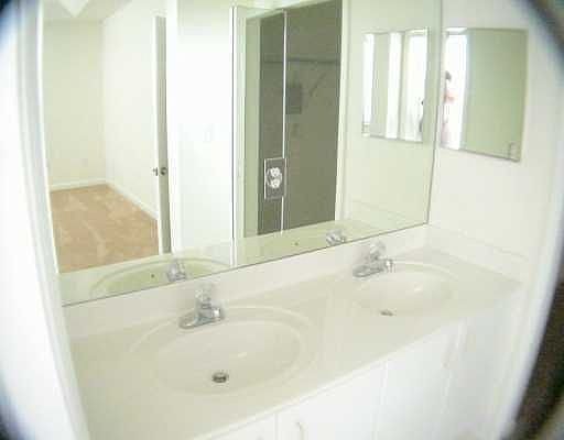 5th image of 10800 NW 78th Ter