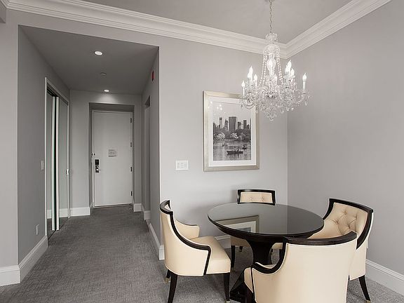 3rd image of 1 Central Park N #1202