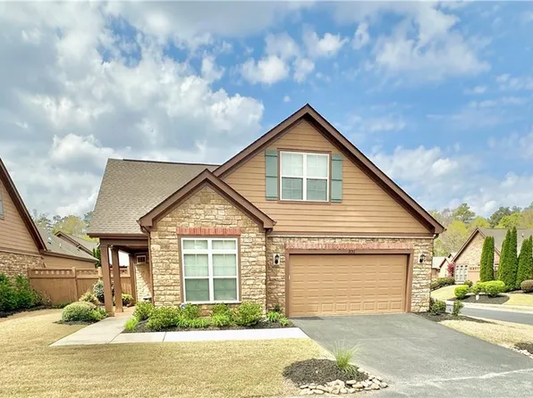 331 Gold Cove Ln, Johns Creek, GA 30097