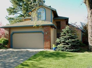 3857 Willowview Ct, Santa Rosa, CA 95403