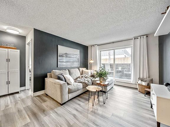4th image of 10 N Dover Point SE #106