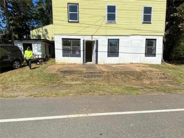 418 Martin Luther King Dr, Fayette, AL 35555