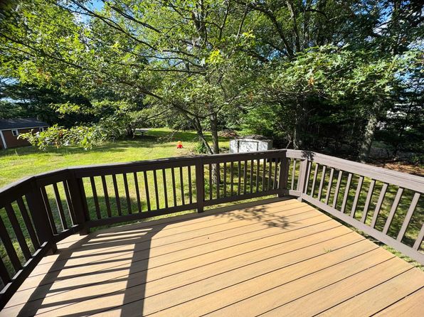 235 Groton Rd