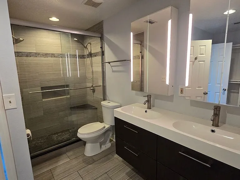 612 E Church St — Photo 17