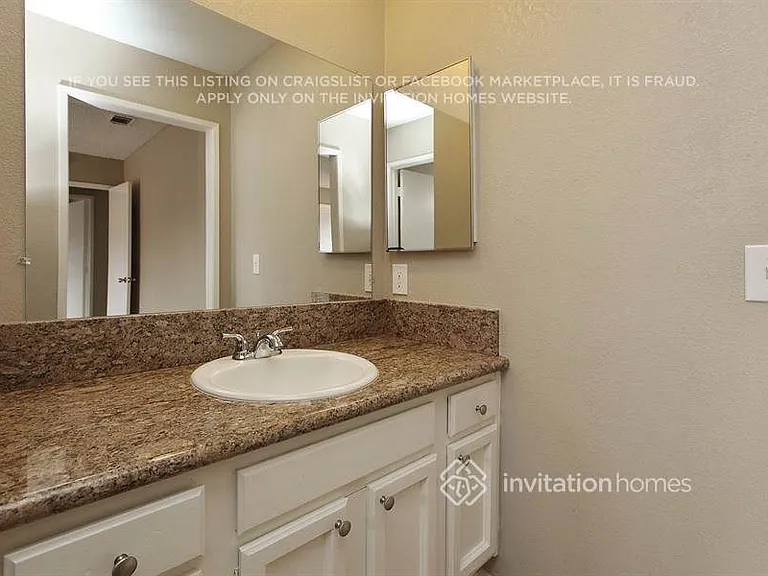 10533 Gramercy Pl — Photo 15