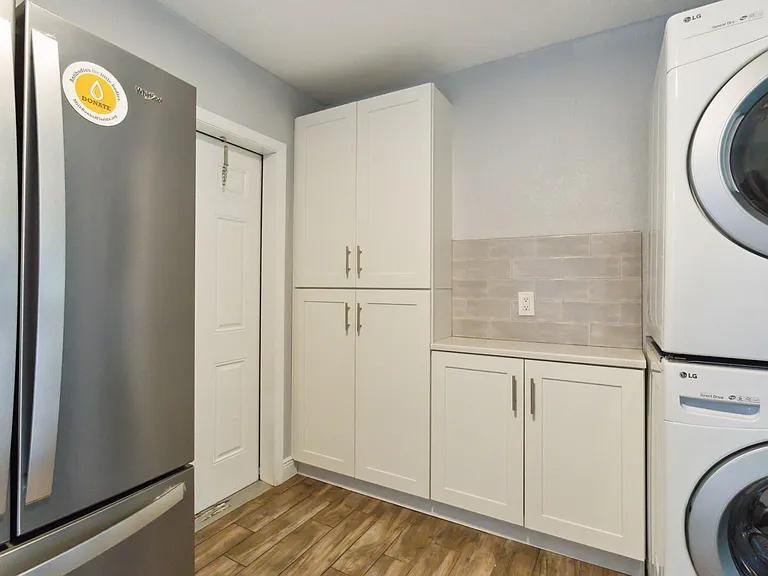 2227 NE 3rd Ave #2 — Photo 9