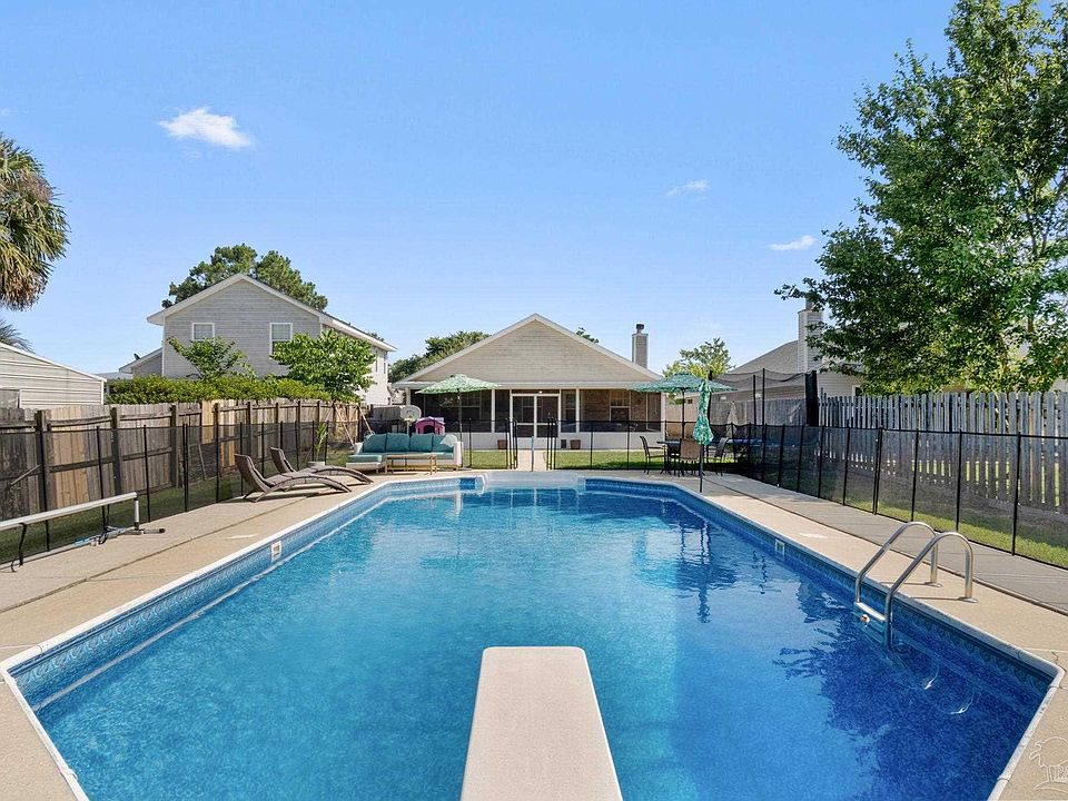 1st image of 9462 Pine Lilly Ct