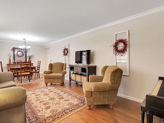3rd image of 3948 Windemer Dr
