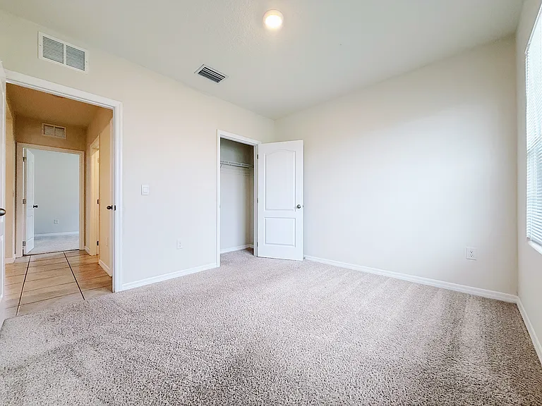 2703 Rowan St — Photo 19