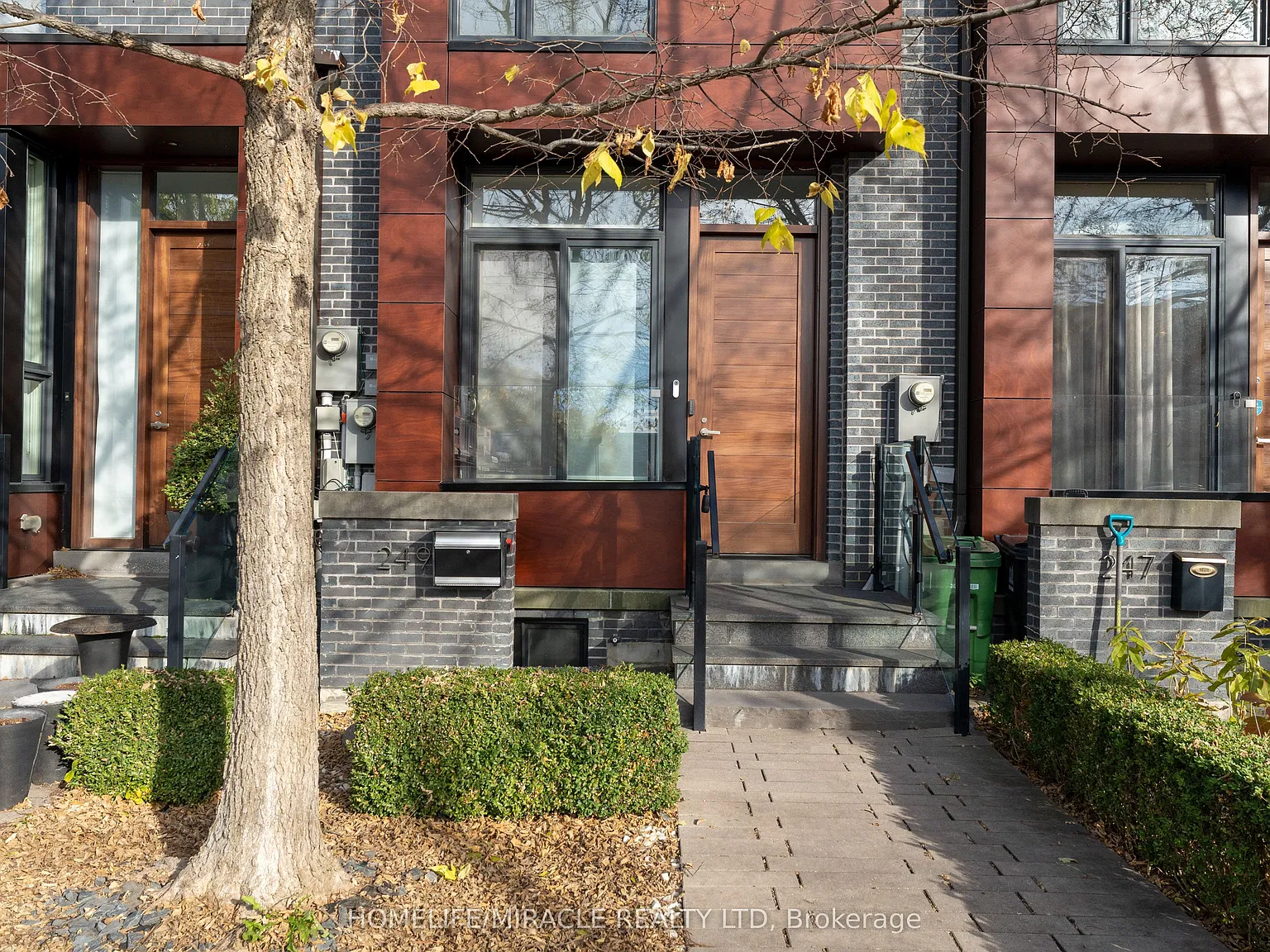 4 bed, $8,000 — Photo 3